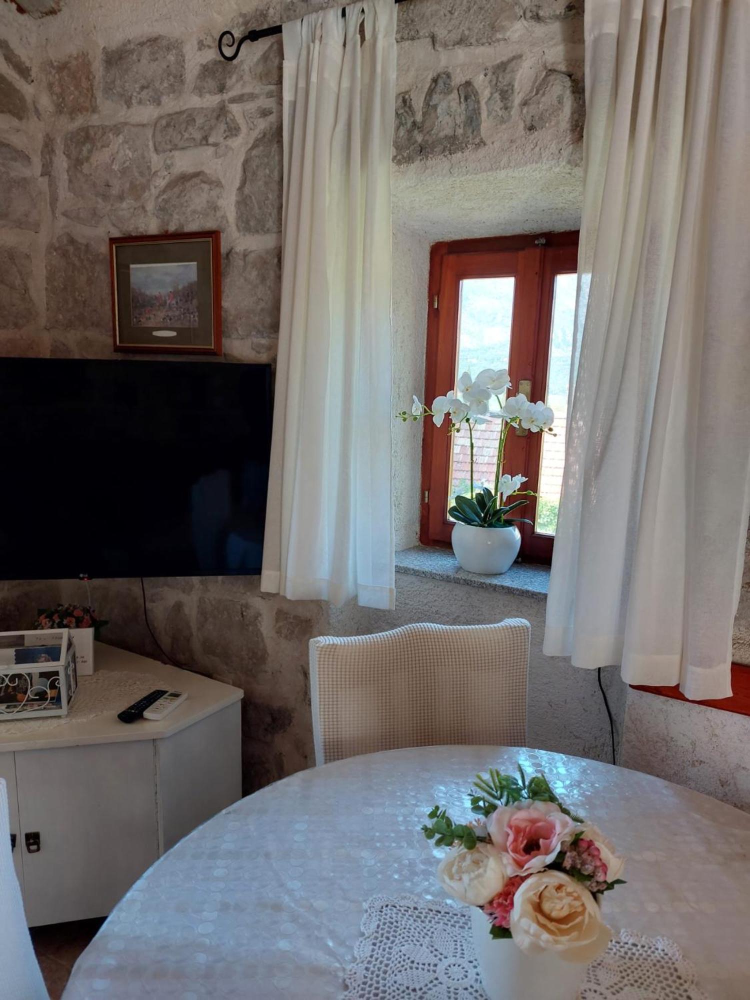 Holiday Home Sunrise Gruda Luaran gambar