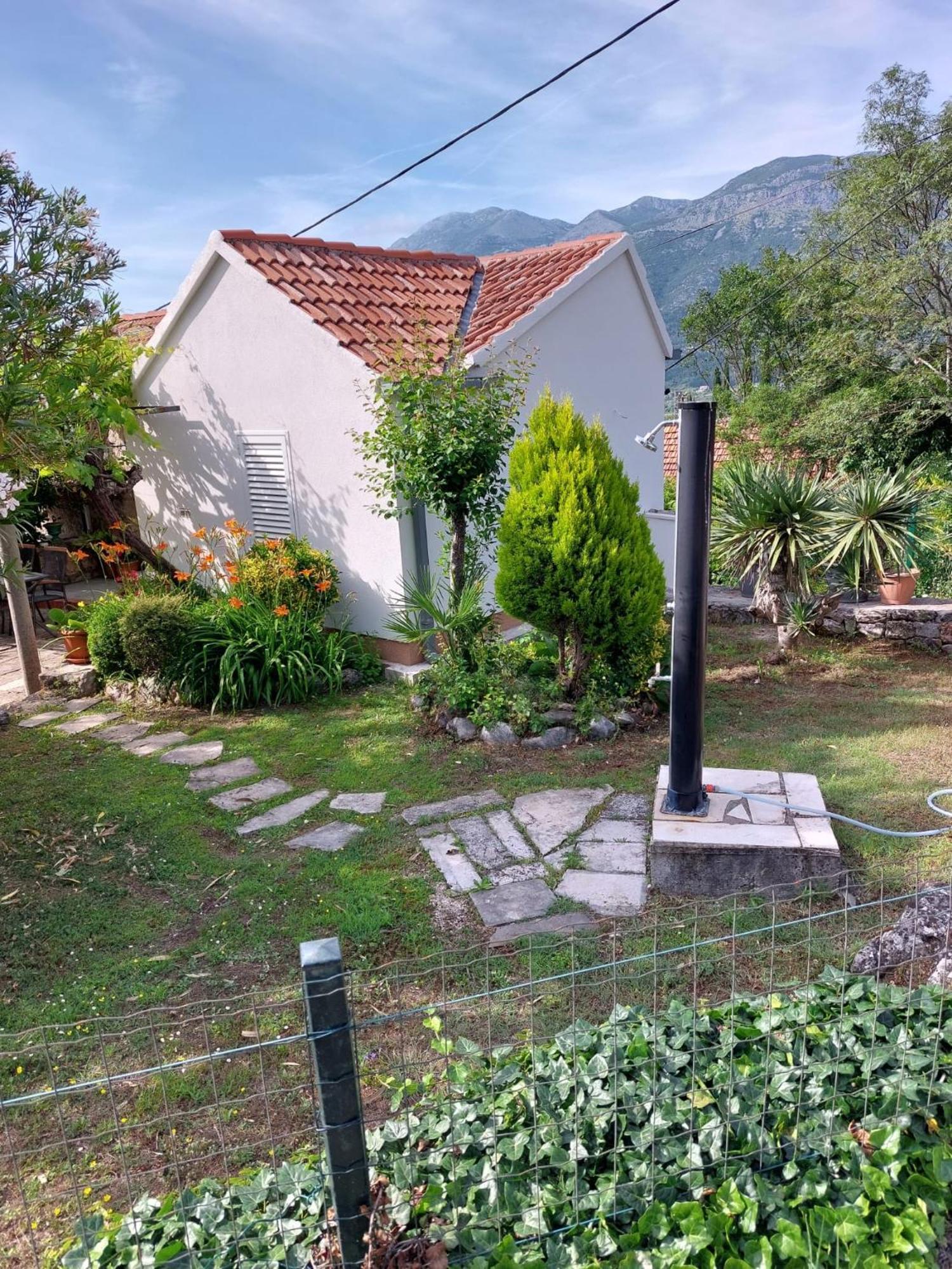 Holiday Home Sunrise Gruda Luaran gambar